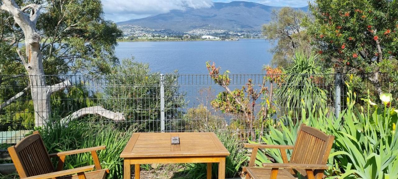 Waterfront Abode - 2 Bedrooms Hobart Extérieur photo